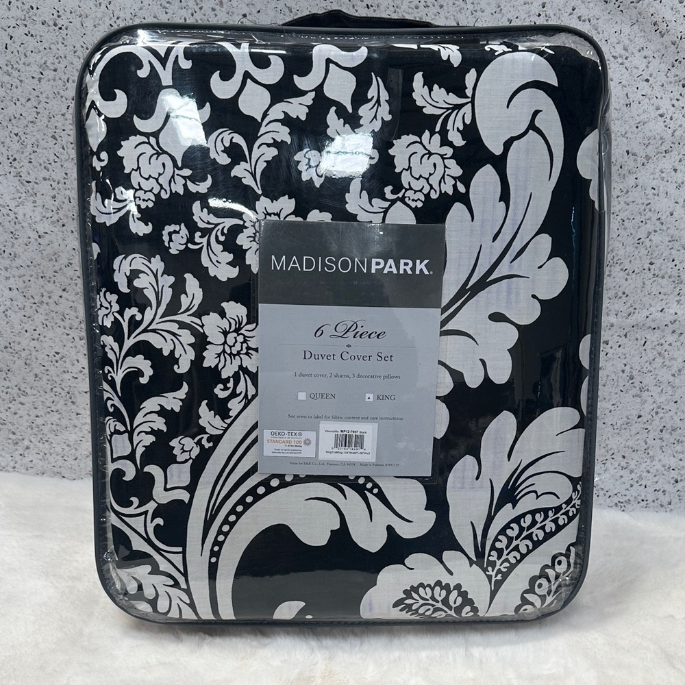 Madison Park Elegant Black and White Duvet Cover 6 PIECE KING SIZE SET